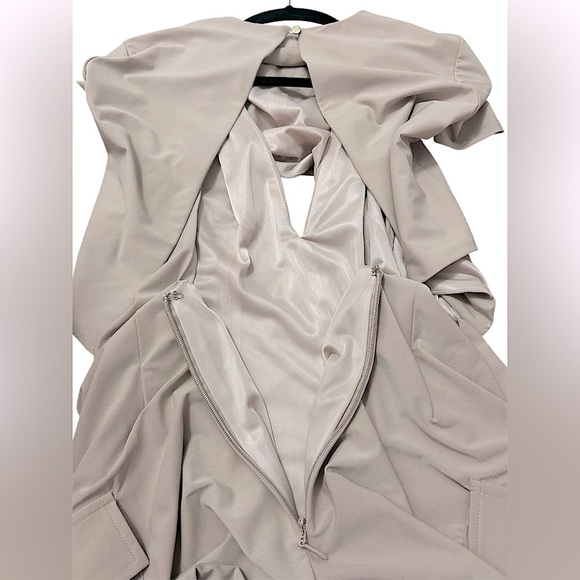 Mistress Rocks Shorts Romper with short sleeve crop top size medium in pale pink - Picture 13 of 13